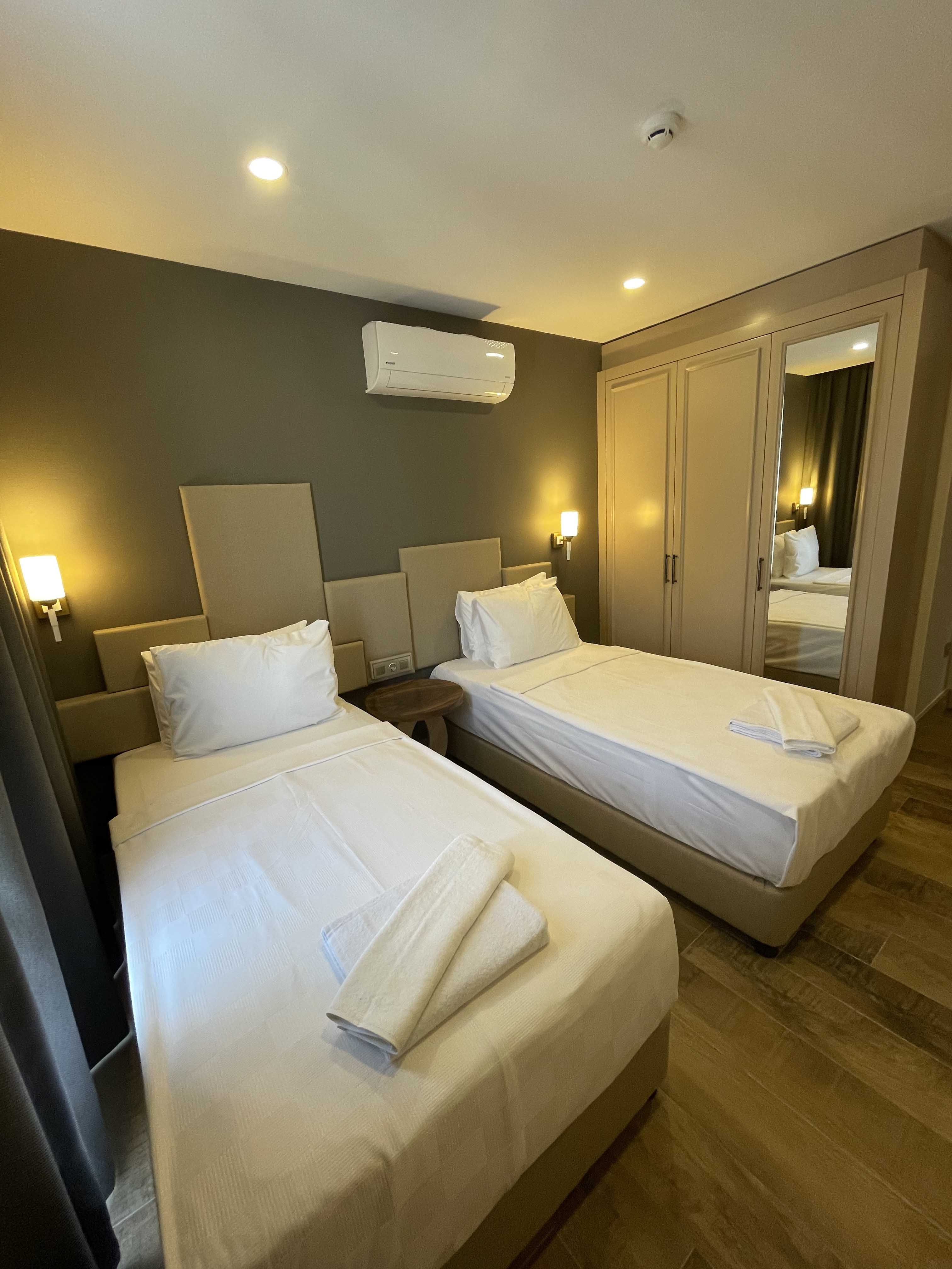 Green Garden City Luxury Apartment 2+1 Family Room