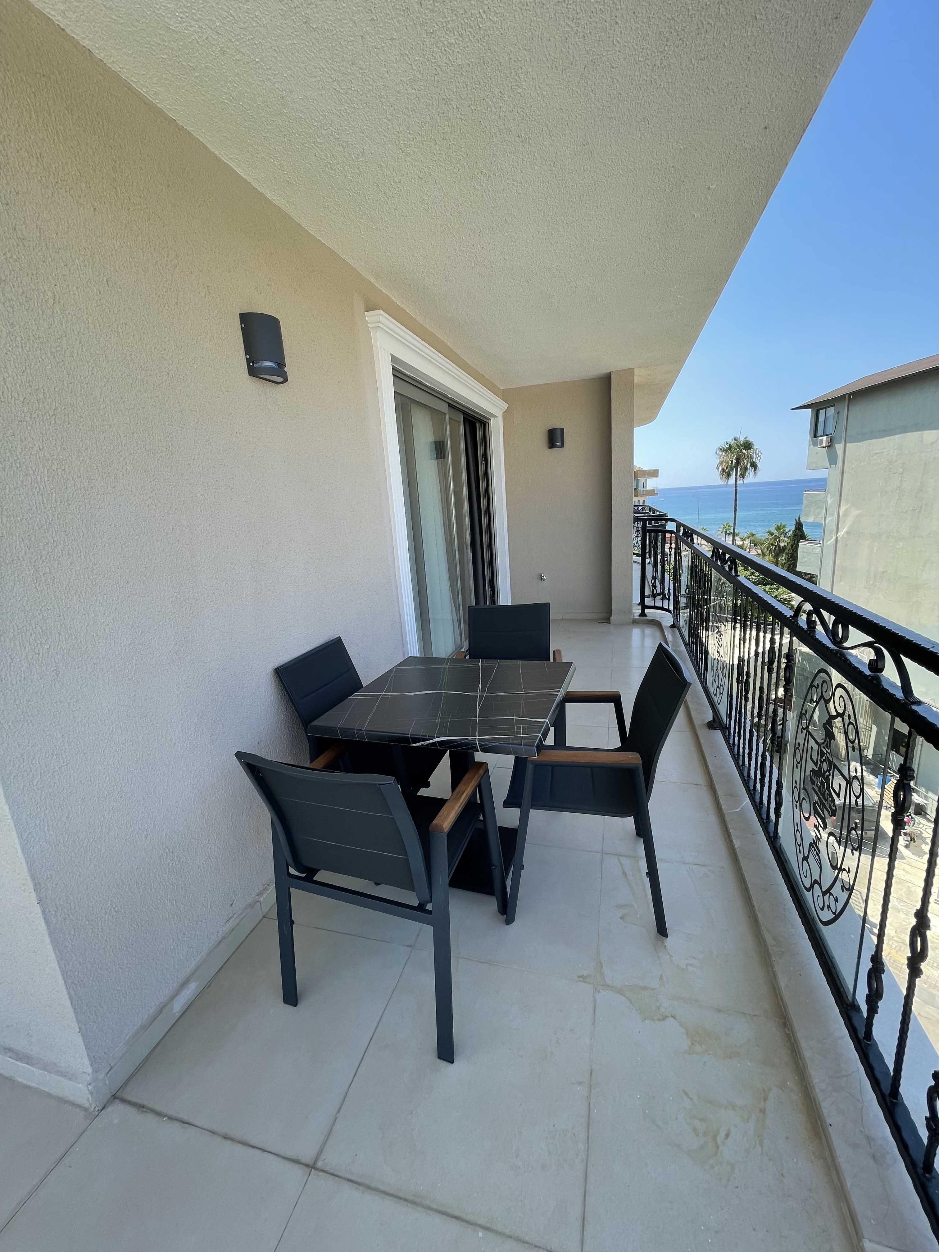 Green Garden City Luxury Apartment 2+1 Family Room