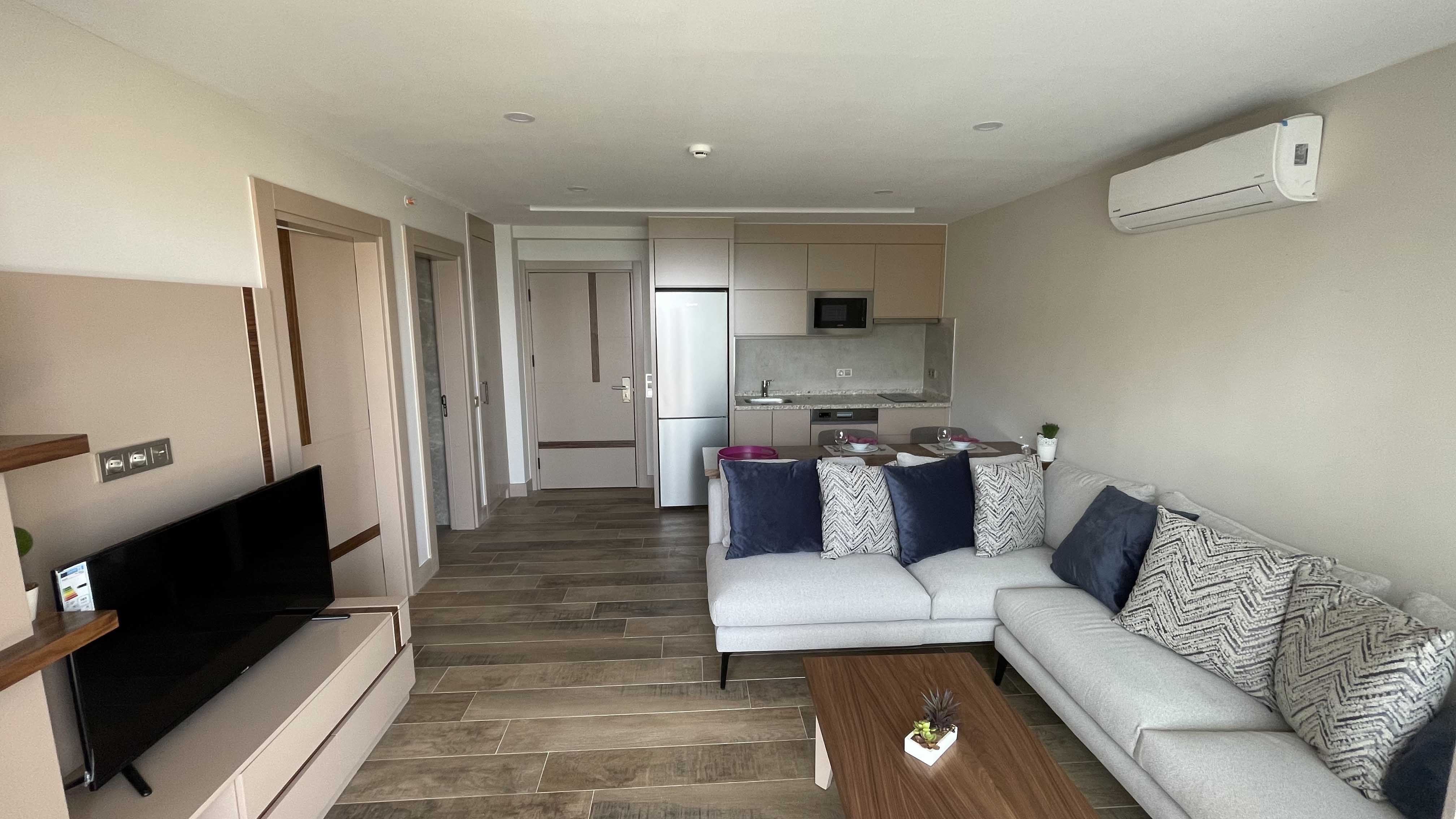 Green Garden City Luxury Apartment 1+1 Family Room